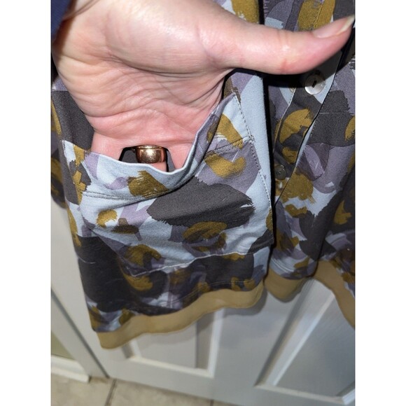 LOGO By Lori Goldstein Top Large Multicolor Boho camo Button Cardigan Tunic - Picture 5 of 11